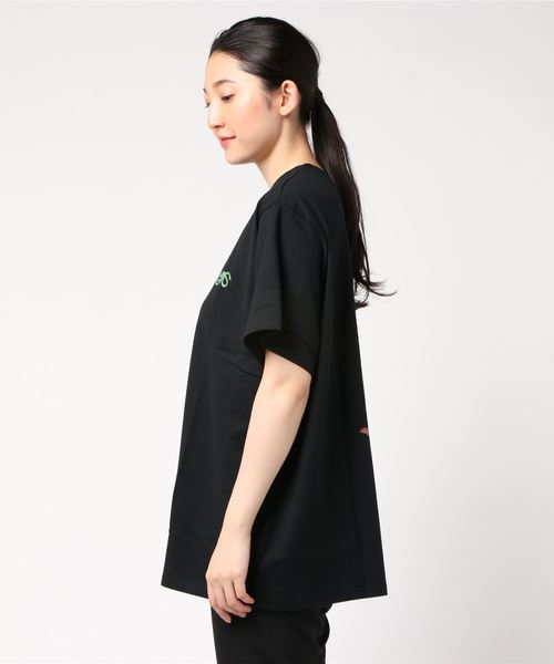 PUNYUS（プニュズ）の「ネオアマゾネスTシャツ（Tシャツ/カットソー・レディース・ホワイト/ブラック・3/4）」の8枚目の写真