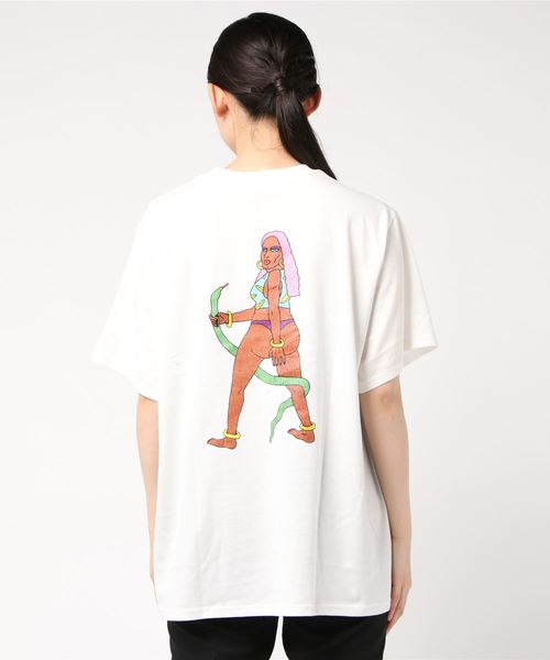 PUNYUS（プニュズ）の「ネオアマゾネスTシャツ（Tシャツ/カットソー・レディース・ホワイト/ブラック・3/4）」の5枚目の写真