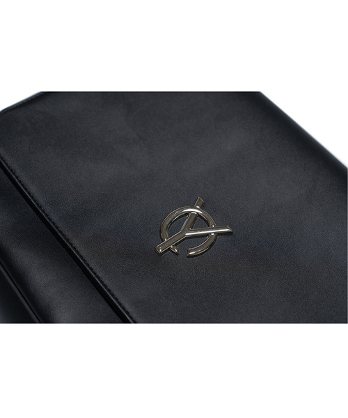 OY(オーワイ)の「レザークロスBAG(メッセンジャーバッグ・メンズ・ブラック・FREE)」の6枚目の写真