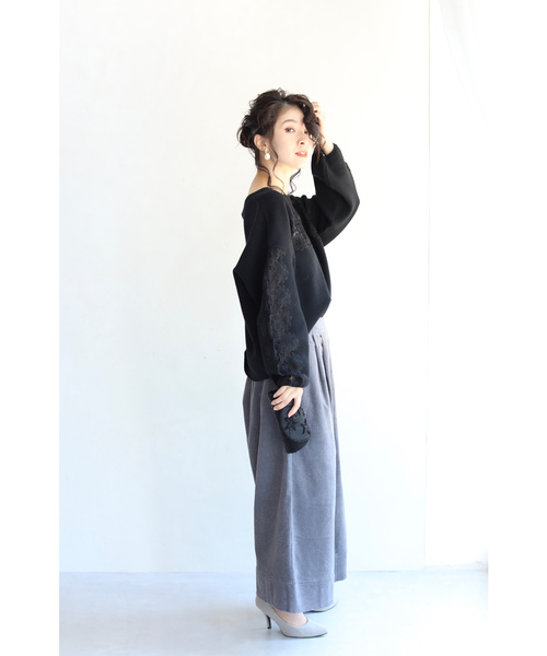 cawaii（カワイイ）の「（ブラック）袖と胸元に咲き誇る花レースニットトップス（ニット/セーター・レディース・ブラック・FREE）」の13枚目の写真