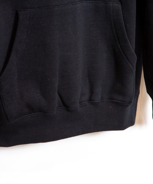VANS(バンズ)の「VANS-KANA VANS PULL OVER HOODIE(パーカー・メンズ・ホワイト/ブラック・M/L)」の6枚目の写真