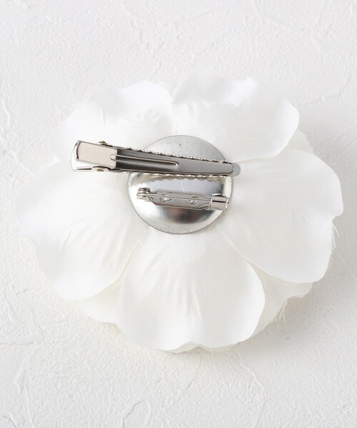 SHOO・LA・RUE(シューラルー)の「【セレモニー/ママスーツ/入卒】ベーシックコサージュ(ブローチ/コサージュ・レディース・ネイビー/オフホワイト/ライトベージュ・00)」の5枚目の写真