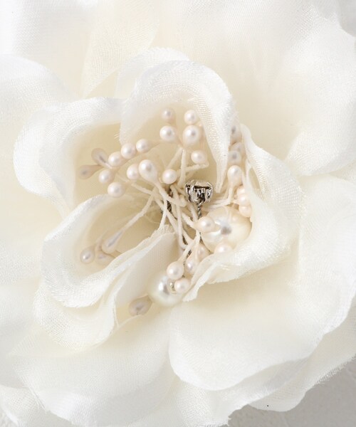 SHOO・LA・RUE(シューラルー)の「【セレモニー/ママスーツ/入卒】ベーシックコサージュ(ブローチ/コサージュ・レディース・ネイビー/オフホワイト/ライトベージュ・00)」の6枚目の写真