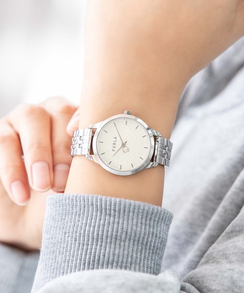 FURLA（フルラ）の「【FURLA】フルラ SHIELD 32mm ウォッチ（アナログ腕時計・レディース・ホワイト・FREE）」の8枚目の写真