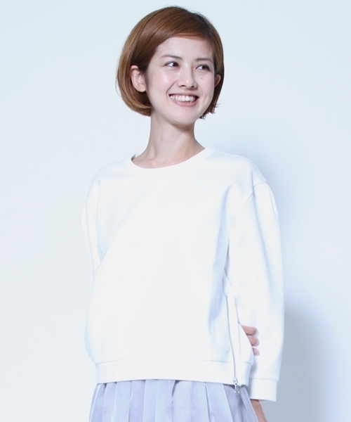AMERICAN RAG CIE（アメリカンラグシー）の「ダンボールニットプルオーバー/208-AON-L142-CT102（Tシャツ/カットソー・レディース・ホワイト/トップグレー/ネイビー・FREE）」の2枚目の写真