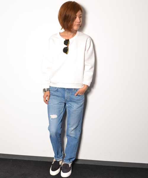 AMERICAN RAG CIE（アメリカンラグシー）の「ダンボールニットプルオーバー/208-AON-L142-CT102（Tシャツ/カットソー・レディース・ホワイト/トップグレー/ネイビー・FREE）」の17枚目の写真