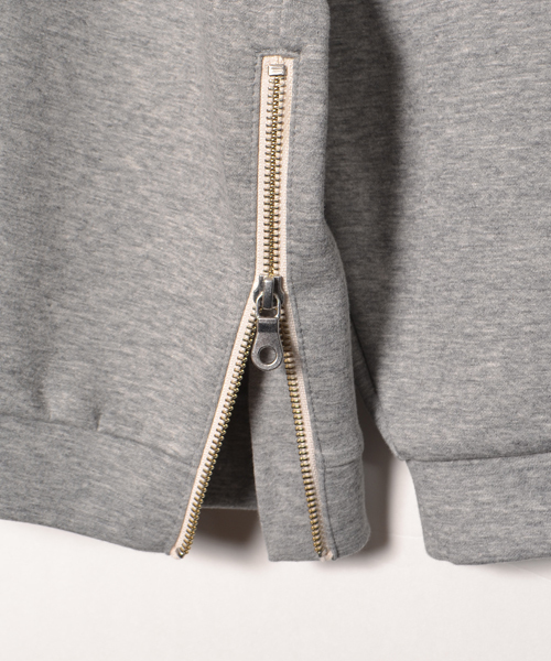 AMERICAN RAG CIE（アメリカンラグシー）の「ダンボールニットプルオーバー/208-AON-L142-CT102（Tシャツ/カットソー・レディース・ホワイト/トップグレー/ネイビー・FREE）」の9枚目の写真