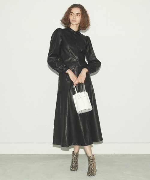 Casselini（キャセリーニ）の「Casselini（キャセリーニ）フェイクレザーパネルバッグ（ハンドバッグ・レディース・ブラック/オレンジ/アイボリー/パープル・FREE）」の11枚目の写真