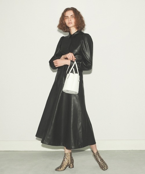 Casselini（キャセリーニ）の「Casselini（キャセリーニ）フェイクレザーパネルバッグ（ハンドバッグ・レディース・ブラック/オレンジ/アイボリー/パープル・FREE）」の14枚目の写真