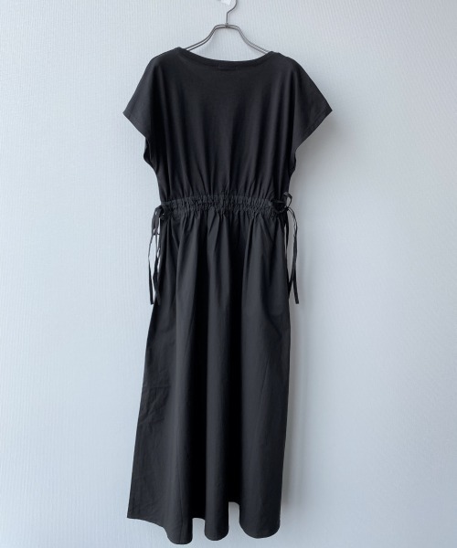 LOWRYS FARM（ローリーズファーム）の「フハクドッキングワンピ　887211（ワンピース・レディース・ブラック/カーキ/アイボリー・FREE）」の5枚目の写真