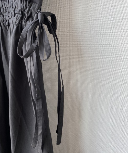 LOWRYS FARM（ローリーズファーム）の「フハクドッキングワンピ　887211（ワンピース・レディース・ブラック/カーキ/アイボリー・FREE）」の9枚目の写真