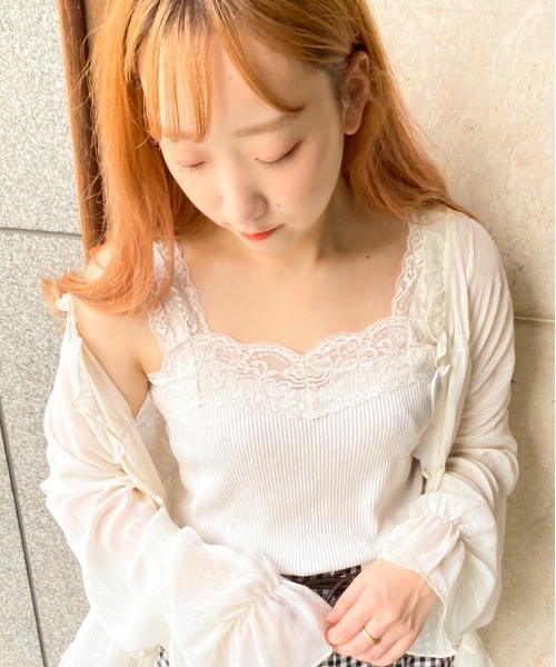 apres jour(アプレジュール)の「レースリブキャミ【ZOZOTOWN限定アイテム】(タンクトップ・レディース・ブラック/アイボリー/モカ・フリー)」の6枚目の写真