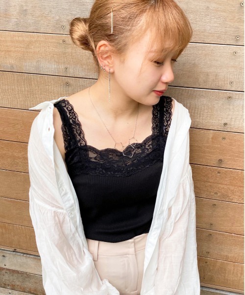 apres jour(アプレジュール)の「レースリブキャミ【ZOZOTOWN限定アイテム】(タンクトップ・レディース・ブラック/アイボリー/モカ・フリー)」の9枚目の写真