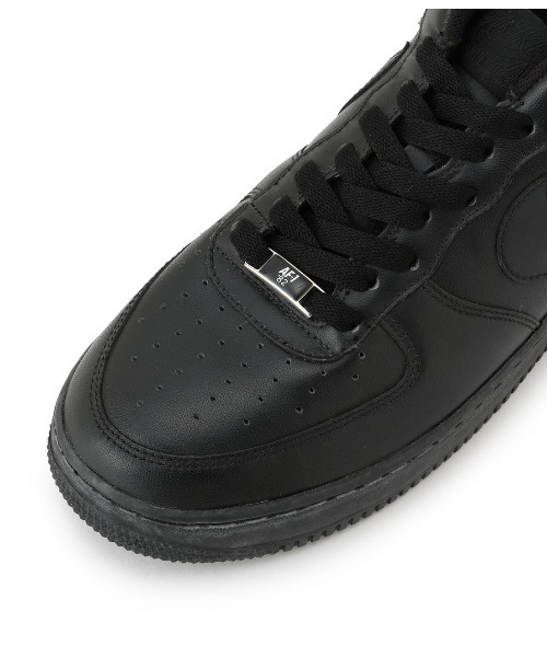 NIKE(ナイキ)の「【NIKE】 エアフォース1(スニーカー・メンズ・ホワイト/ブラック・26.0cm/27.0cm/28.0cm)」の7枚目の写真