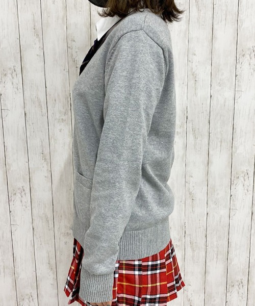 LunaBelle(ルナベル)の「【制服コスプレ】Vネックカーディガン 単品(4色)(カーディガン/ボレロ・レディース・ブラック/グレー/ベージュ/ネイビー・2L/3L/M/L)」の11枚目の写真