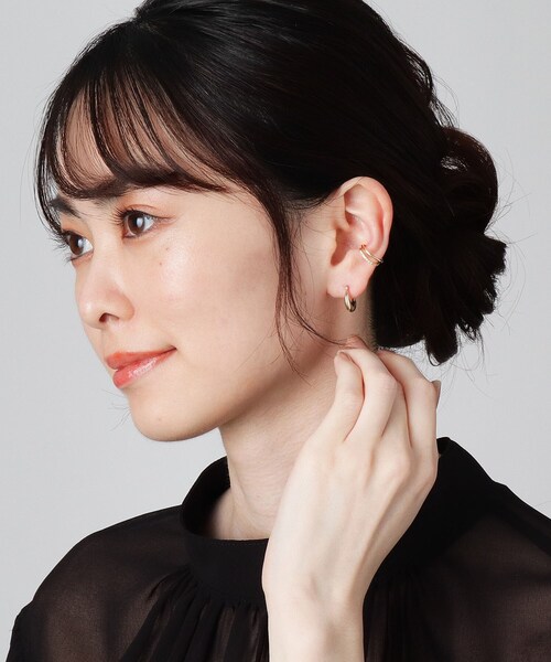 COCOSHNIK(ココシュニック)の「K10中空ムーン フープピアス(ピアス(両耳用)・レディース・ホワイト系その他7・00)」の4枚目の写真