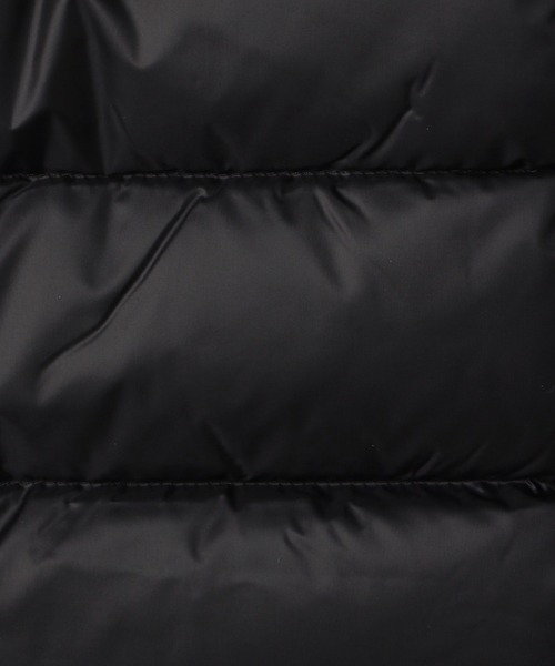 MONCLER（モンクレール）の「MONCLER / "HERMINE" フード付きロングダウンコート（ダウンジャケット/コート・レディース・ブラック・0/00/1）」の7枚目の写真