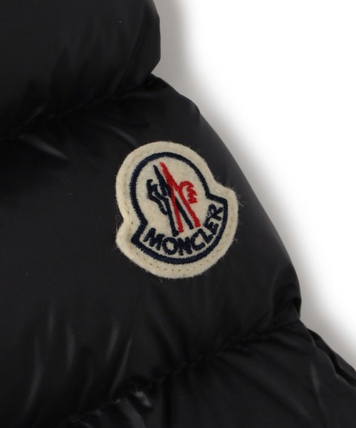 MONCLER（モンクレール）の「MONCLER / "HERMINE" フード付きロングダウンコート（ダウンジャケット/コート・レディース・ブラック・0/00/1）」の4枚目の写真