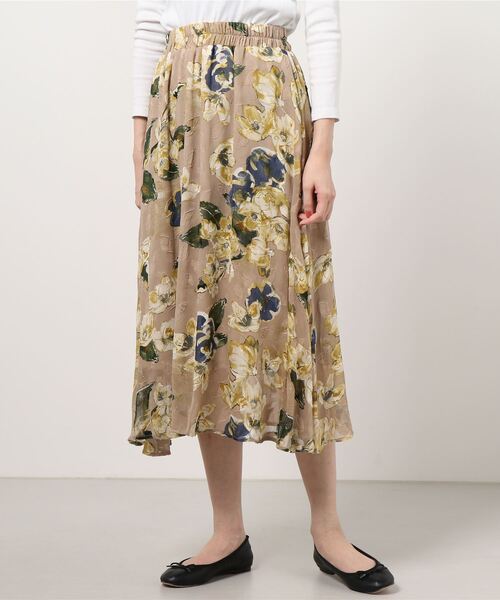 ASTORIA ODIER(アストリアオディール)の「シフォン花柄ロングスカート(スカート・レディース・ブラック/ベージュ/モカ・MEDIUM)」の18枚目の写真