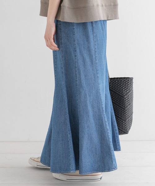 URBAN RESEARCH Sonny Label（アーバンリサーチサニーレーベル）の「デニムマーメイドスカート（スカート・レディース・ワンウォッシュ/インディゴブルー・36/38）」の6枚目の写真