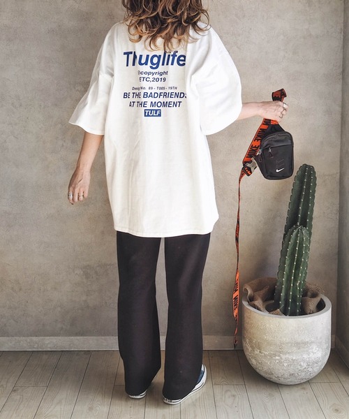 HWG_5(エイチダブルゴー)の「ロゴTシャツ(Tシャツ/カットソー・レディース・ホワイト/ブラック/ライム/ブルー・FREE)」の1枚目の写真