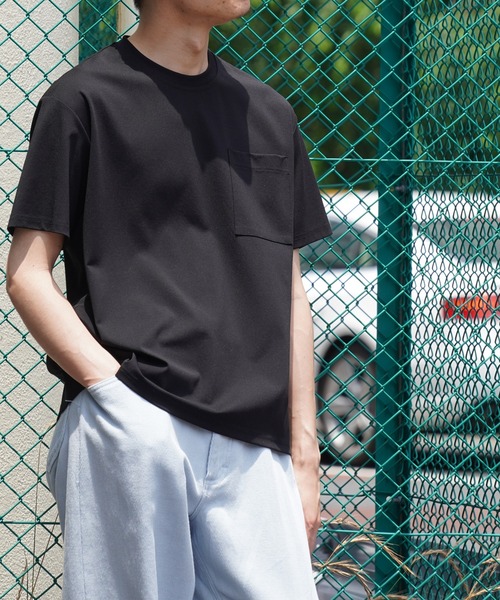 ADAM ET ROPE'（アダムエロペ）の「40G ポンチポケットT（Tシャツ/カットソー・メンズ・ホワイト/ブラック/ネイビー・S/M/L）」の3枚目の写真