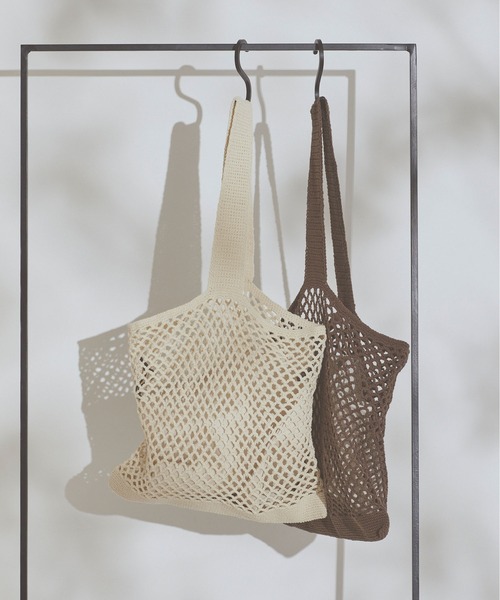 SEA DRESS（シードレス）の「ﾎﾟｰﾁ付ｸﾛｼｪ編みﾜﾝｼｮﾙﾀﾞｰﾊﾞｯｸﾞ（ショルダーバッグ・レディース・アイボリー/ブラウン・FREE）」の2枚目の写真