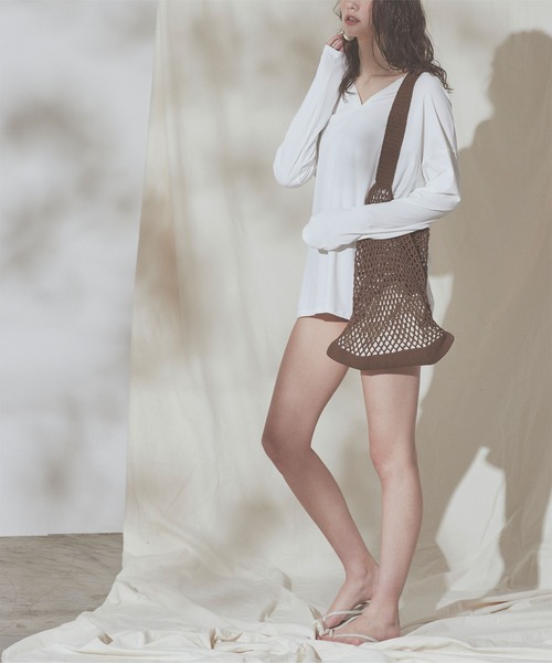 SEA DRESS（シードレス）の「ﾎﾟｰﾁ付ｸﾛｼｪ編みﾜﾝｼｮﾙﾀﾞｰﾊﾞｯｸﾞ（ショルダーバッグ・レディース・アイボリー/ブラウン・FREE）」の3枚目の写真