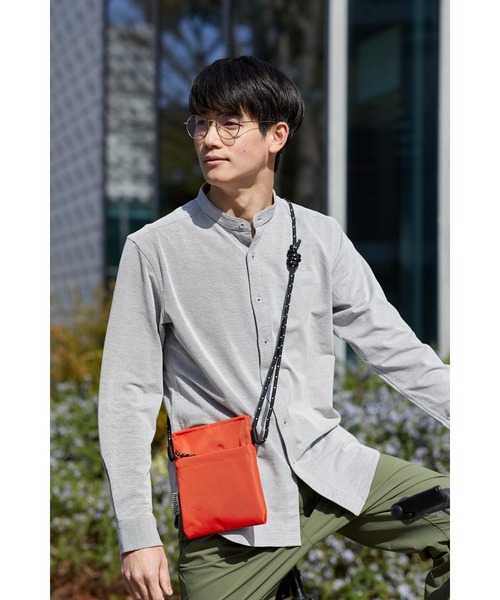 NAVY（ネイビー）の「マジかる 首回りをすっきり清潔感のある印象に バンドカラーシャツ ソロテックス(R)を織り合わせた軽い素材で快適な着心地（シャツ/ブラウス・メンズ・ブラック/グレー/ホワイト・L/XL/M/S）」の7枚目の写真