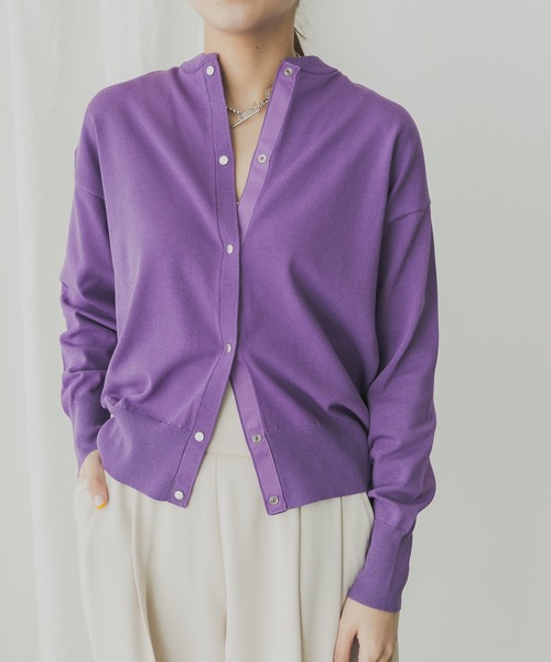 KBF+(ケービーエフプラス)の「KBF+ コンパクトニットカーディガン(カーディガン/ボレロ・レディース・ブラック/パープル/オフホワイト/キャメル・ONE)」の4枚目の写真