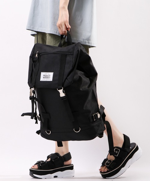 PRODUCTY WARRANTY（プロダクティワランティ）の「【PRODUCTY WARRANTY】 DOUBLE STRAP COLOR TAPE BACK PACK WHITE LABEL ダブルストラップバックパック（バックパック/リュック・レディース・チャコールグレー/ネイビー/カモフラージュ/ブラック×ホワイト/ブラック×ブラック・FREE）」の3枚目の写真