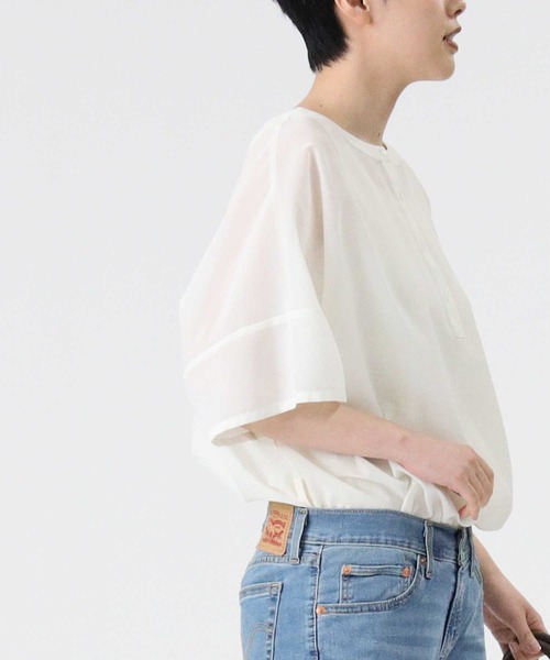 HONEYSUCKLE ROSE（ハニーサックルローズ）の「【HONEYSUCKLE ROSE】2WAYシアーブラウス（シャツ/ブラウス・レディース・ホワイト/ベージュ/ネイビー・M/L）」の12枚目の写真