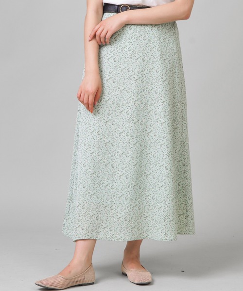 SPINNS（スピンズ）の「総柄ロングスカート（スカート・レディース・ホワイト/ブラック/ベージュ/ライム/ホワイト系その他/ゼブラ/ホワイト系その他2/ブラック系その他2・ONESIZE）」の7枚目の写真