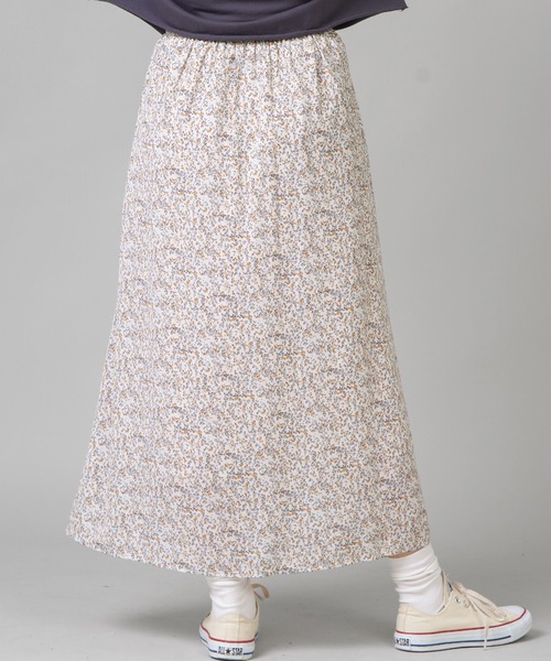 SPINNS（スピンズ）の「総柄ロングスカート（スカート・レディース・ホワイト/ブラック/ベージュ/ライム/ホワイト系その他/ゼブラ/ホワイト系その他2/ブラック系その他2・ONESIZE）」の13枚目の写真