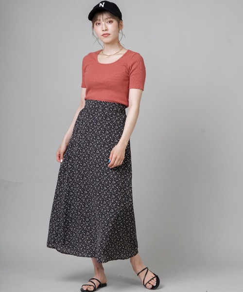 SPINNS（スピンズ）の「総柄ロングスカート（スカート・レディース・ホワイト/ブラック/ベージュ/ライム/ホワイト系その他/ゼブラ/ホワイト系その他2/ブラック系その他2・ONESIZE）」の20枚目の写真