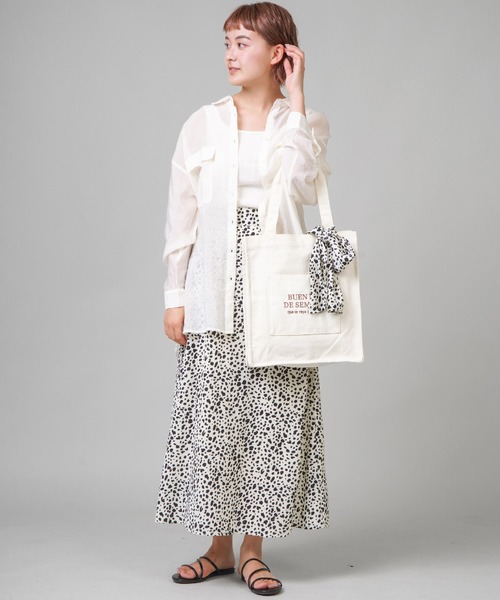 SPINNS（スピンズ）の「総柄ロングスカート（スカート・レディース・ホワイト/ブラック/ベージュ/ライム/ホワイト系その他/ゼブラ/ホワイト系その他2/ブラック系その他2・ONESIZE）」の19枚目の写真