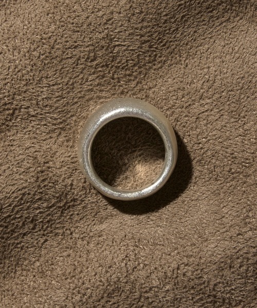 GILD(ギルド)の「GILD ギルド / Distortion roundness ring ability限定 リング 指輪 / G212-RI01(リング・メンズ・シルバー/ゴールド・11号/15号/9号/19号/7号/21号/17号/13号)」の5枚目の写真