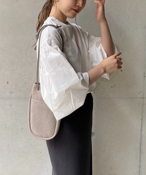 CAPRICIEUX LE'MAGE（カプリシューレマージュ）の「ドッキングパフロンT（Tシャツ/カットソー・レディース・ホワイト/ブラック・FREE）」の13枚目の写真