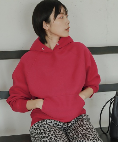 LAKOLE(ラコレ)の「ブラッシュラグランフーディ / 219690(パーカー・レディース・モスグリーン/ライトベージュ/コーラル/チョコ/クリーム/スモーク/カーキ/レッド・MEDIUM/X-SMALL/SMALL)」の6枚目の写真