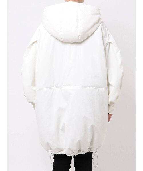 LAGUNAMOON(ラグナムーン)の「オーバーフォルム中綿フーデットコート(その他アウター・レディース・ホワイト/ブラック・FREE)」の20枚目の写真