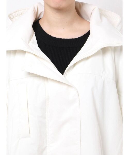 LAGUNAMOON(ラグナムーン)の「オーバーフォルム中綿フーデットコート(その他アウター・レディース・ホワイト/ブラック・FREE)」の21枚目の写真