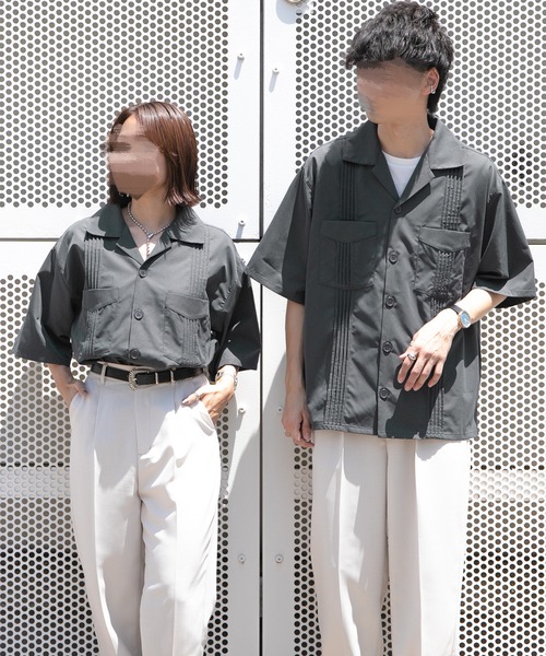 PairPair(ペアペア)の「キューバシャツ(ユニセックス)(シャツ/ブラウス・レディース・ミント/チャコールグレー/オフホワイト・MEDIUM/LARGE)」の5枚目の写真