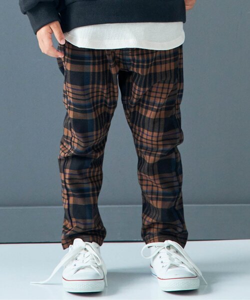 BREEZE(ブリーズ)の「/総柄クライミングパンツ 10分丈(その他パンツ・キッズ・ブラウン/チャコール/ベージュ/カモフラージュ/ネイビー/ブラック・100/110/150/120/140/130/90)」の4枚目の写真