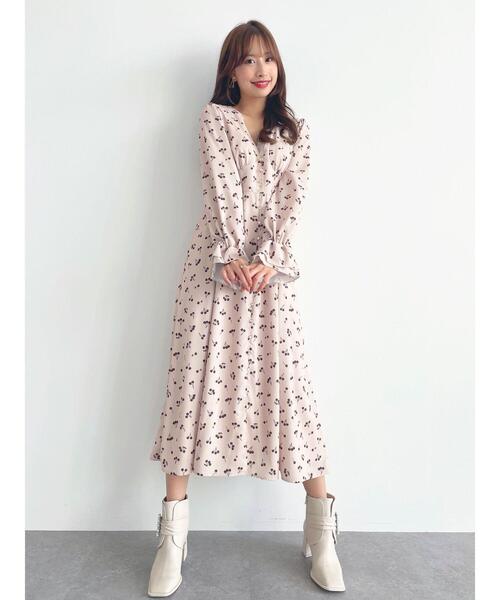 Honey Salon（ハニーサロン）の「honeyチェリーロングワンピース（ワンピース・レディース・ベージュ/グレー系その他・FREE）」の10枚目の写真