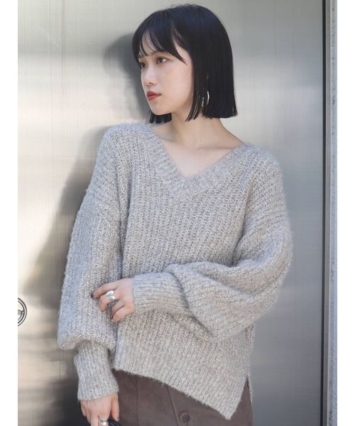 MURUA（ムルーア）の「ボリュームスリーブバルキーニット（ニット/セーター・レディース・アイボリー/グリーン/パープル・FREE）」の7枚目の写真