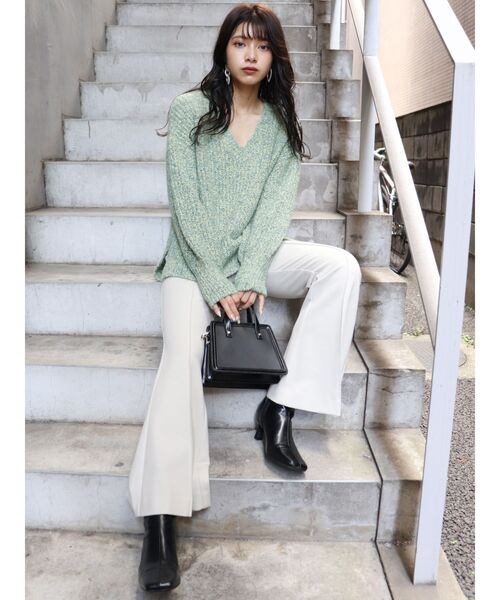 MURUA（ムルーア）の「ボリュームスリーブバルキーニット（ニット/セーター・レディース・アイボリー/グリーン/パープル・FREE）」の22枚目の写真