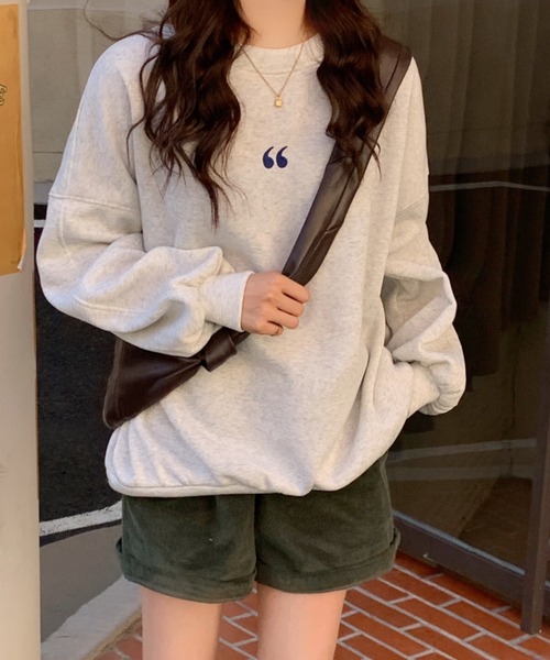 Diosfront（ディオスフロント）の「ワンポイント刺繍ビッグシルエット裏起毛トレーナー（スウェット・レディース・ブラック/グレー/ピンク/ブルー/アイボリー・FREE）」の21枚目の写真