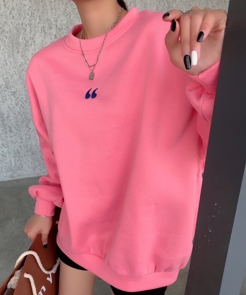 Diosfront（ディオスフロント）の「ワンポイント刺繍ビッグシルエット裏起毛トレーナー（スウェット・レディース・ブラック/グレー/ピンク/ブルー/アイボリー・FREE）」の8枚目の写真