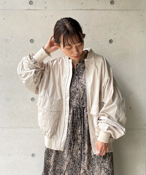 DouDou（ドゥドゥ）の「MA-1（MA-1・レディース・オフホワイト/キャメル・FREE）」の2枚目の写真