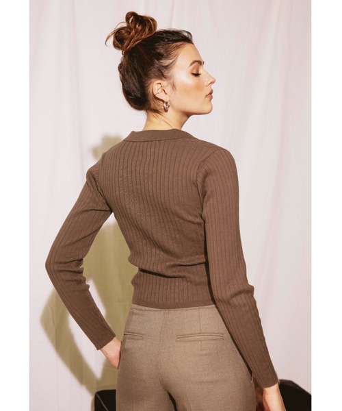 ALEXIA STAM（アリシアスタン）の「Open Collar Rib Knit Top/オープンカラーリブニットトップ（Tシャツ/カットソー・レディース・ブラウン/アイボリー/ブラック・FREE）」の4枚目の写真